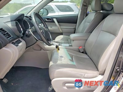 Zdjęcie 7 z 13 samochodu: 2012 TOYOTA HIGHLANDER SE VIN:5TDZA3EH1CS028217 - miniatura