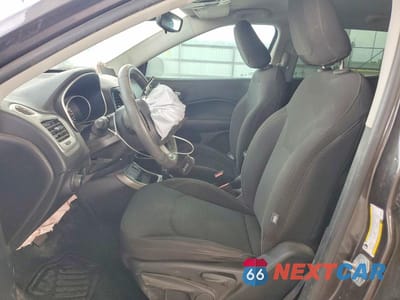 Zdjęcie 7 z 13 samochodu: 2021 JEEP COMPASS SPORT VIN:3C4NJCAB1MT514372 - miniatura