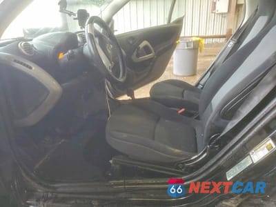 Zdjęcie 7 z 13 samochodu: 2015 SMART FORTWO PURE VIN:WMEEJ3BA1FK801187 - miniatura