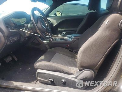 Zdjęcie 7 z 12 samochodu: 2020 DODGE CHALLENGER SXT VIN:2C3CDZAG9LH253808 - miniatura