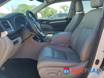 Zdjęcie 7 z 13 samochodu: 2018 TOYOTA HIGHLANDER XLE VIN:5TDJZRFH3JS532451 - miniatura