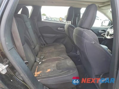 Zdjęcie 11 z 13 samochodu: 2015 JEEP CHEROKEE LATITUDE VIN:1C4PJMCB5FW665675 - miniatura