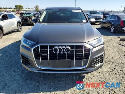 Piąte zdjęcie samochodu w środku: 2020 AUDI Q7 PREMIUM PLUS VIN:WA1LXAF7XLD002820 - miniatura