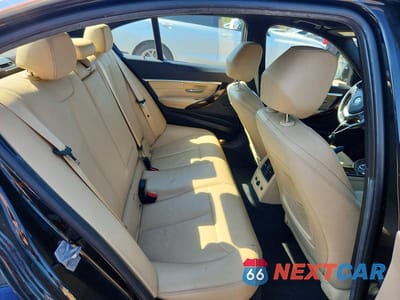 Zdjęcie 10 z 12 samochodu: 2018 BMW 330 XI VIN:WBA8D9C54JA607806 - miniatura