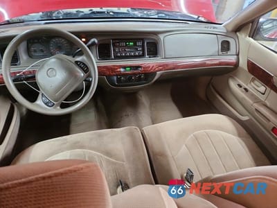 Zdjęcie 8 z 12 samochodu: 2000 MERCURY GRAND MARQUIS GS VIN:2MEFM74W5YX662299 - miniatura