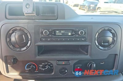 Zdjęcie 9 z 15 samochodu: 2023 FORD ECONOLINE E350 SUPER DUTY CUTAWAY VAN VIN:1FDWE3FK9PDD31812 - miniatura