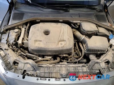 Zdjęcie 11 z 12 samochodu: 2017 VOLVO S60 PLATINUM VIN:LYV402HM7HB142350 - miniatura
