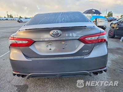 Zdjęcie 6 z 12 samochodu: 2018 TOYOTA CAMRY XSE VIN:4T1B61HK6JU105862 - miniatura