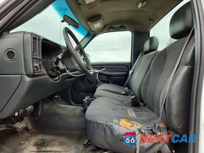 Zdjęcie 7 z 13 samochodu: 2002 CHEVROLET SILVERADO C1500 VIN:1GCEC14W12Z137724 - miniatura