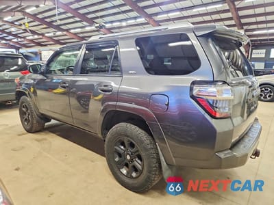 Drugie zdjęcie samochodu z przodu: 2015 TOYOTA 4RUNNER SR5 VIN:JTEBU5JRXF5273736 - miniatura