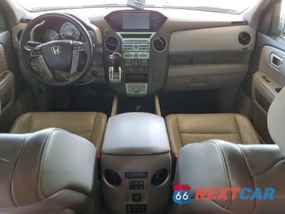 Zdjęcie 8 z 12 samochodu: 2011 HONDA PILOT TOURING VIN:5FNYF4H98BB009089 - miniatura