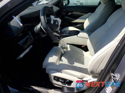 Zdjęcie 7 z 12 samochodu: 2026 BMW 530 I VIN:WBA43FJ06TCV41290 - miniatura