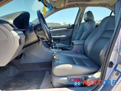 Zdjęcie 7 z 12 samochodu: 2004 ACURA TSX VIN:JH4CL96834C012605 - miniatura