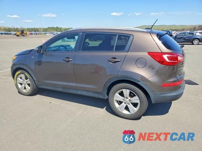 Drugie zdjęcie samochodu z przodu: 2011 KIA SPORTAGE LX VIN:KNDPBCA26B7042645 - miniatura