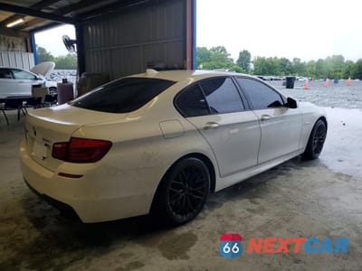 Trzecie zdjęcie samochodu z tyłu: 2013 BMW 550 XI VIN:WBAFU9C52DDY71519 - miniatura