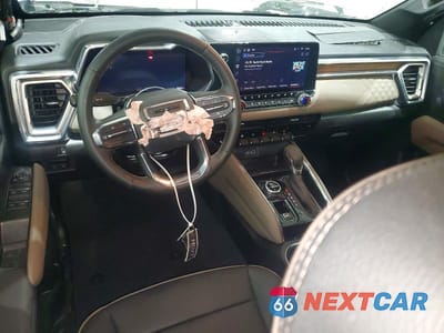 Zdjęcie 8 z 12 samochodu: 2025 GMC CANYON DENALI VIN:1GTP2FEK5S1243368 - miniatura