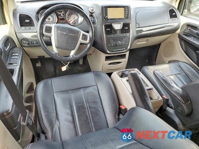 Zdjęcie 8 z 13 samochodu: 2015 CHRYSLER TOWN & COUNTRY TOURING VIN:2C4RC1BG2FR727430 - miniatura