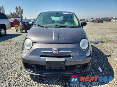 Piąte zdjęcie samochodu w środku: 2019 FIAT 500 POP VIN:3C3CFFKH8KT686395 - miniatura