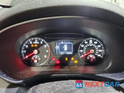 Zdjęcie 9 z 13 samochodu: 2016 KIA SORENTO LX V6 VIN:5XYPGDA5XGG084392 - miniatura