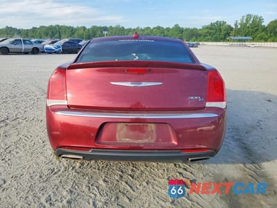 Zdjęcie 6 z 12 samochodu: 2017 CHRYSLER 300C VIN:2C3CCAEGXHH577386 - miniatura