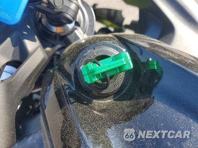 Zdjęcie 8 z 10 samochodu: 2026 KAWASAKI NINJA 650 VIN:ML5EXEP1XTDAG7241 - miniatura