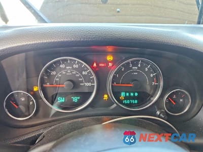 Zdjęcie 9 z 13 samochodu: 2013 JEEP WRANGLER UNLIMITED SAHARA VIN:1C4BJWEGXDL687930 - miniatura