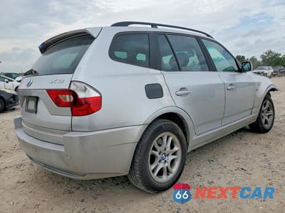 Trzecie zdjęcie samochodu z tyłu: 2004 BMW X3 2.5I VIN:WBXPA73404WC42704 - miniatura