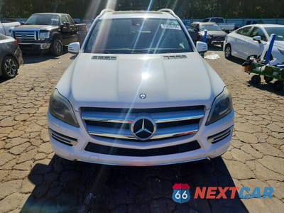 Piąte zdjęcie samochodu w środku: 2014 MERCEDES-BENZ GL 450 4MATIC VIN:4JGDF7CE9EA287965 - miniatura