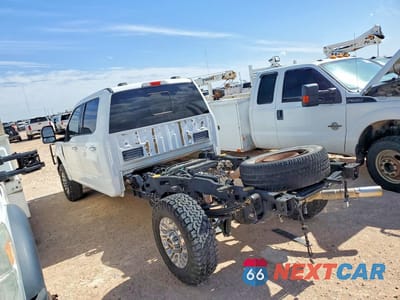 Drugie zdjęcie samochodu z przodu: 2021 FORD F350 SUPER DUTY VIN:1FT8W3BN0MEC87845 - miniatura