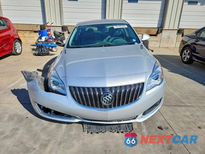 Piąte zdjęcie samochodu w środku: 2017 BUICK REGAL SPORT TOURING VIN:2G4GL5EX8H9125088 - miniatura