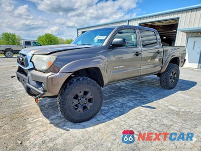 2014 TOYOTA TACOMA DOUBLE CAB 5TFLU4EN3EX098792 - główne zdjęcie licytacji z USA - miniatura