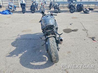 Czwarte zdjęcie samochodu z boku: 2025 SUZUKI GSX-R750 VIN:JS1GR7MAXS7101356 - miniatura