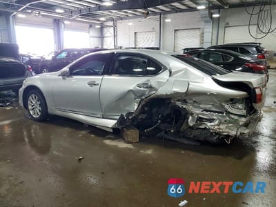 Drugie zdjęcie samochodu z przodu: 2010 LEXUS LS 460 VIN:JTHCL5EF6A5005527 - miniatura