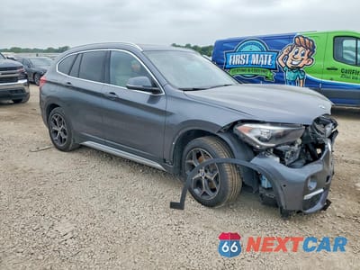 Czwarte zdjęcie samochodu z boku: 2018 BMW X1 XDRIVE28I VIN:WBXHT3C38J5L28047 - miniatura