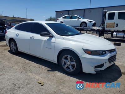 Czwarte zdjęcie samochodu z boku: 2016 CHEVROLET MALIBU LS VIN:1G1ZB5STXGF357028 - miniatura
