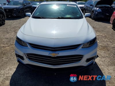 Piąte zdjęcie samochodu w środku: 2016 CHEVROLET MALIBU LT VIN:1G1ZE5ST2GF351554 - miniatura