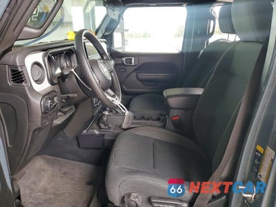 Zdjęcie 7 z 13 samochodu: 2024 JEEP GLADIATOR SPORT VIN:1C6HJTAG0RL127458 - miniatura