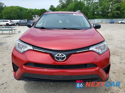 Piąte zdjęcie samochodu w środku: 2016 TOYOTA RAV4 LE VIN:2T3BFREVXGW488394 - miniatura