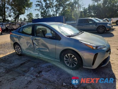 Czwarte zdjęcie samochodu z boku: 2020 TOYOTA PRIUS XLE VIN:JTDKARFU1L3113091 - miniatura