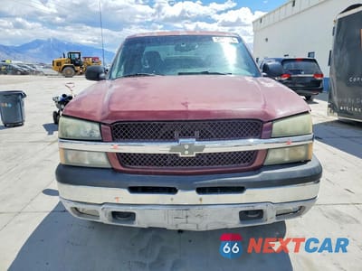 Piąte zdjęcie samochodu w środku: 2003 CHEVROLET SILVERADO K1500 VIN:1GCEK19T03E175262 - miniatura
