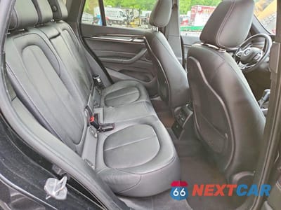 Zdjęcie 11 z 13 samochodu: 2017 BMW X1 XDRIVE28I VIN:WBXHT3C38H5F72150 - miniatura