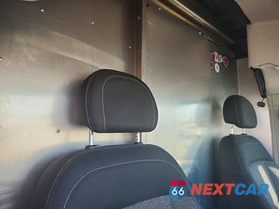 Zdjęcie 11 z 13 samochodu: 2019 RAM PROMASTER 2500 DELIVERY VAN VIN:3C6TRVDG7KE514646 - miniatura