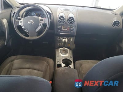 Zdjęcie 8 z 13 samochodu: 2013 NISSAN ROGUE S VIN:JN8AS5MT7DW031706 - miniatura