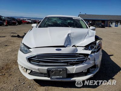 Piąte zdjęcie samochodu w środku: 2018 FORD FOCUS VIN:3FA6P0H75JR220748 - miniatura