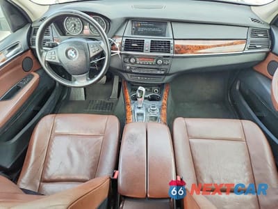 Zdjęcie 8 z 13 samochodu: 2011 BMW X5 XDRIVE35I VIN:5UXZV4C54BL740674 - miniatura