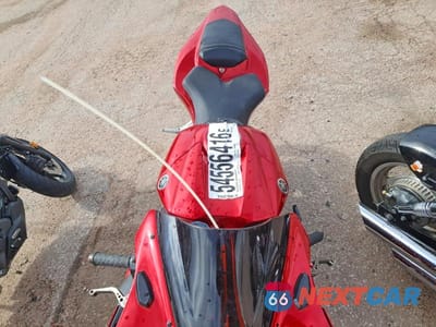 Piąte zdjęcie samochodu w środku: 2004 YAMAHA YZFR1 C VIN:JYARN13Y14A000326 - miniatura