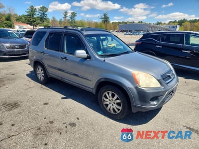 Czwarte zdjęcie samochodu z boku: 2005 HONDA CR-V EX VIN:SHSRD78805U334979 - miniatura