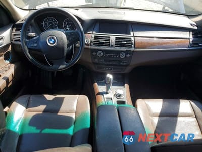 Zdjęcie 8 z 13 samochodu: 2011 BMW X5 XDRIVE50I VIN:5UXZV8C5XBL421027 - miniatura