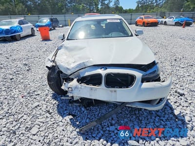 Piąte zdjęcie samochodu w środku: 2013 BMW 535 I VIN:WBAFR7C5XDC817784 - miniatura