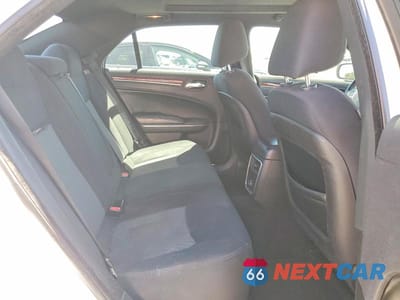 Zdjęcie 10 z 12 samochodu: 2014 CHRYSLER 300 VIN:2C3CCAAG3EH361395 - miniatura